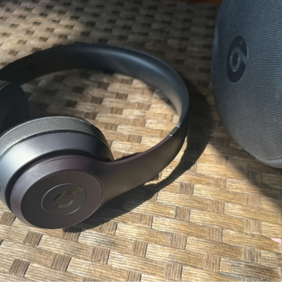 Beats by Dre Black Headphones